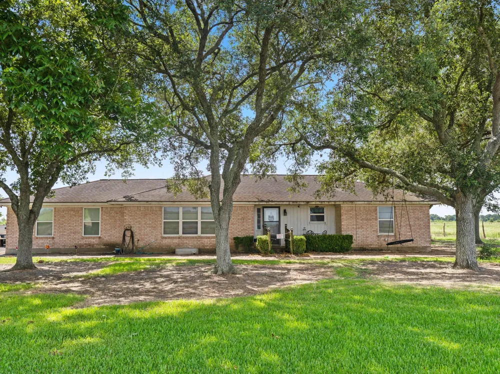 9919 Bohacek Road Beasley, TX 77417