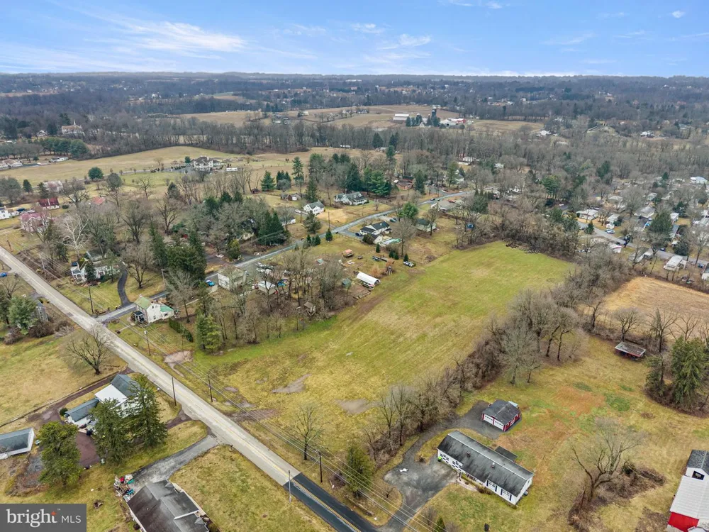 1286 OLD SCHUYLKILL ROAD Spring City, PA 19475