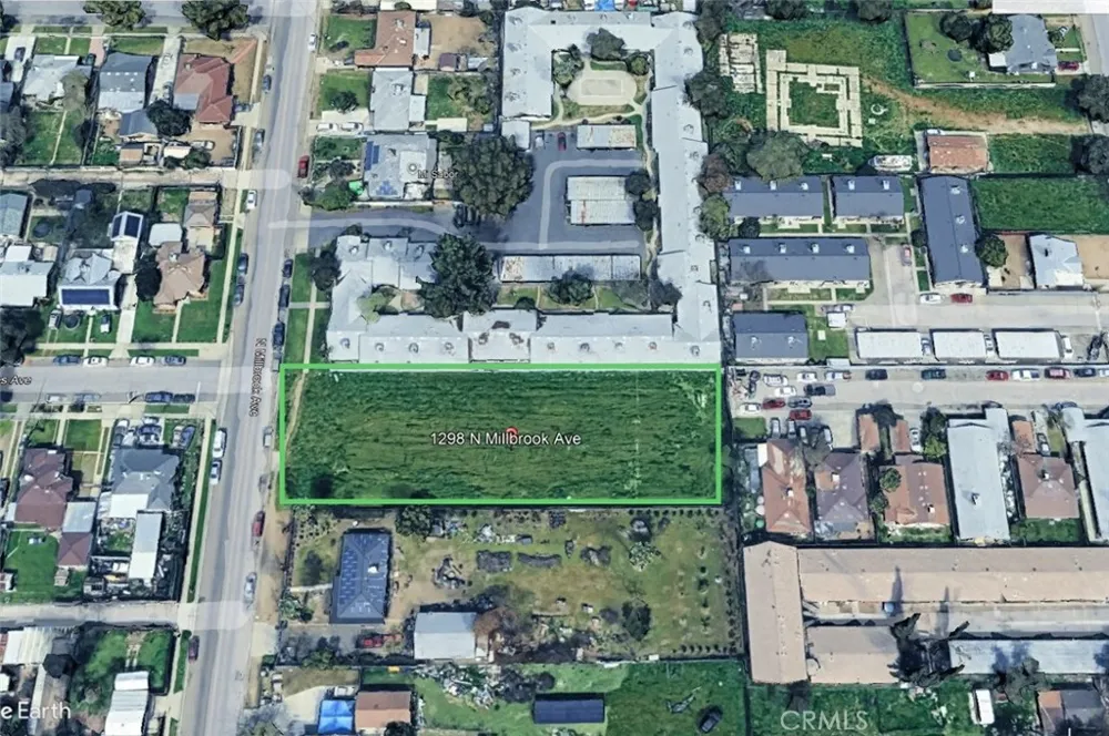 1298 Millbrook Fresno, CA 93703
