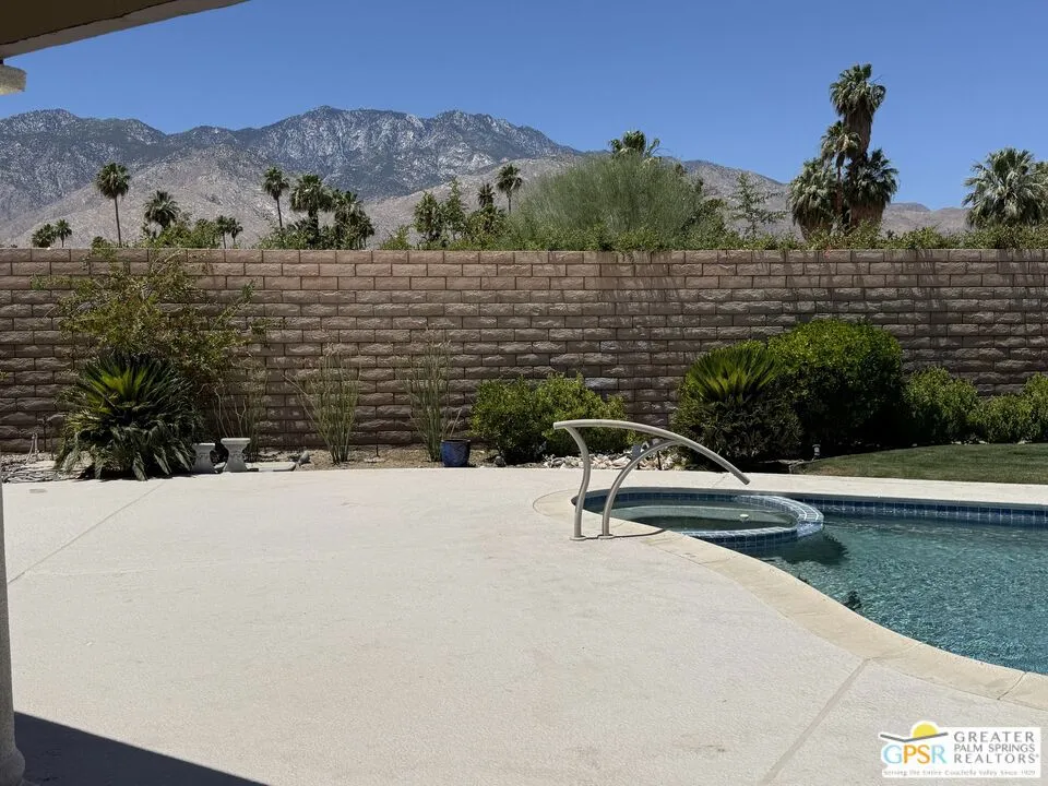 3504 Las Pampas Way Palm Springs, CA 92264