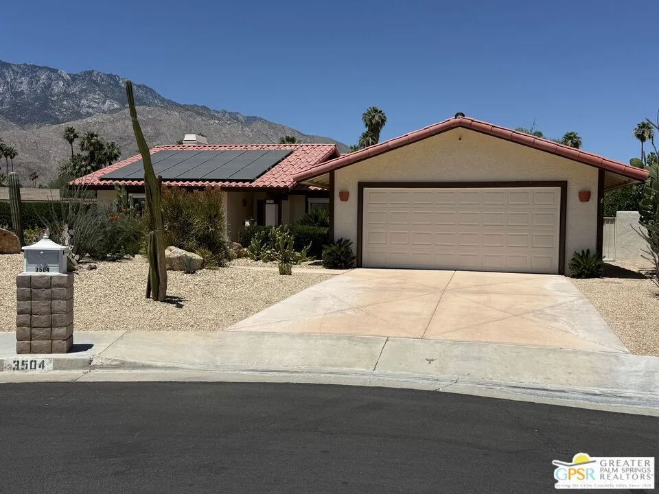 3504 Las Pampas Way Palm Springs, CA 92264