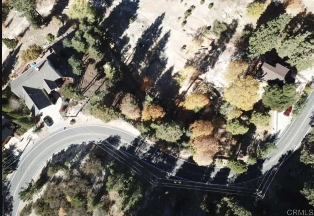 1036 Brentwood Drive Lake Arrowhead, CA 92352
