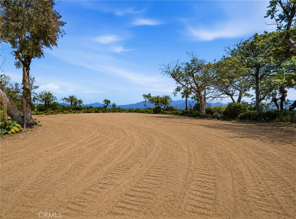25 Encino Camarillo, CA 93010