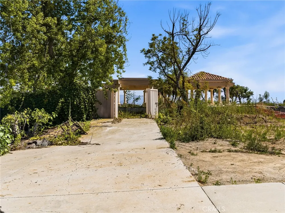 25 Encino Camarillo, CA 93010