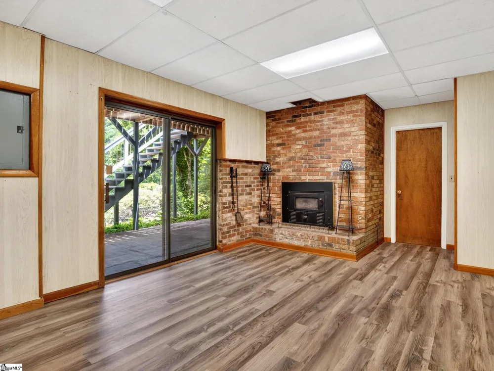 707 Dogwood Trail Tryon, NC 28782