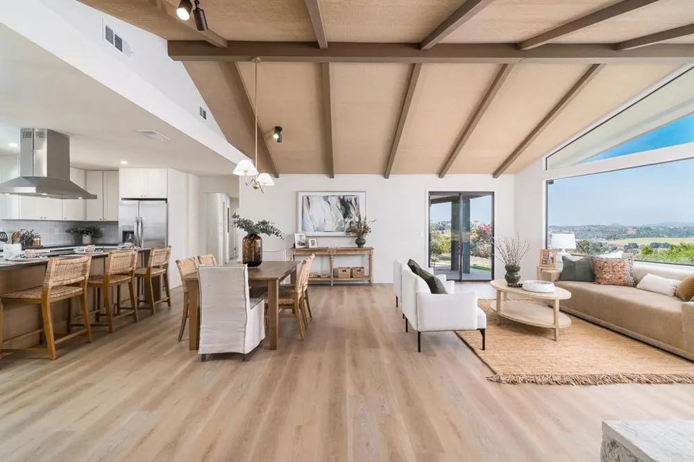 14043 Calle De Vista Valley Center, CA 92082