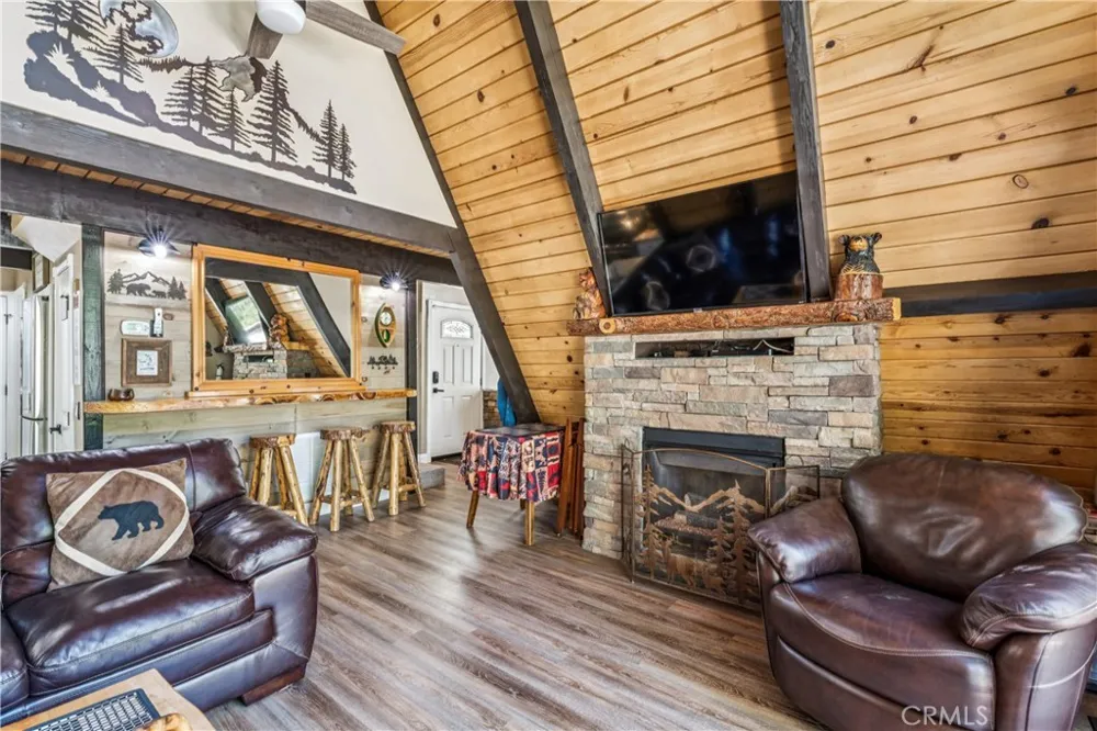 30834 Live Oak Running Springs, CA 92382