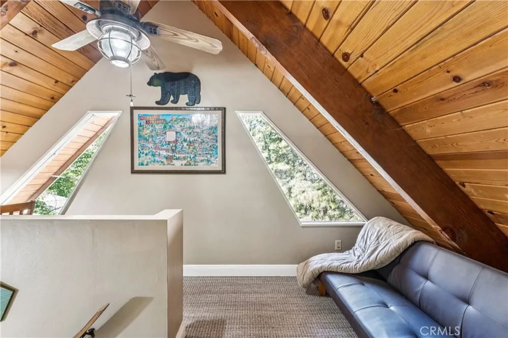30834 Live Oak Running Springs, CA 92382