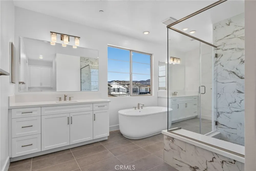 5064 Solace Drive Rancho Mission Viejo, CA 92694