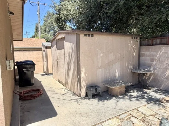 845 Oakdale Monrovia, CA 91016