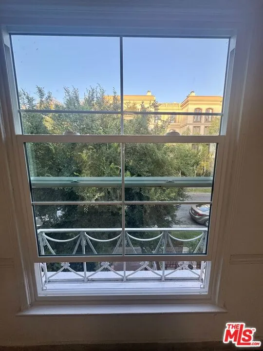 133 S Crescent Drive #7 Beverly Hills, CA 90212