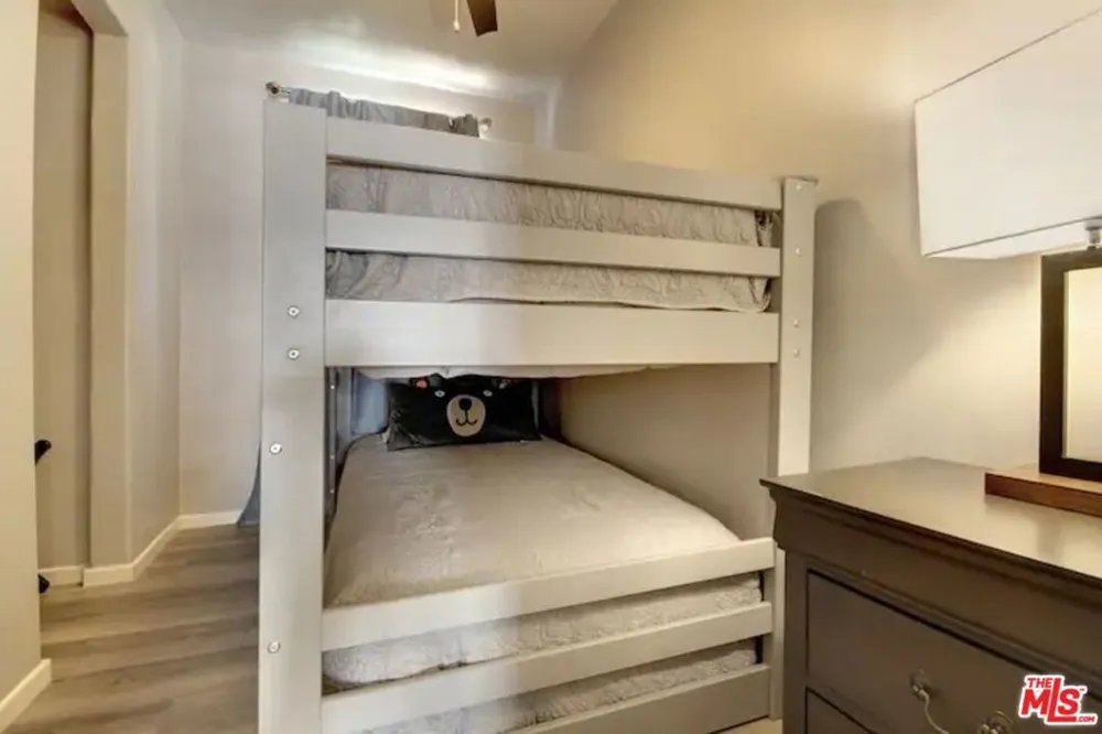 39219 Cedar Dell Road Big Bear, CA 92333