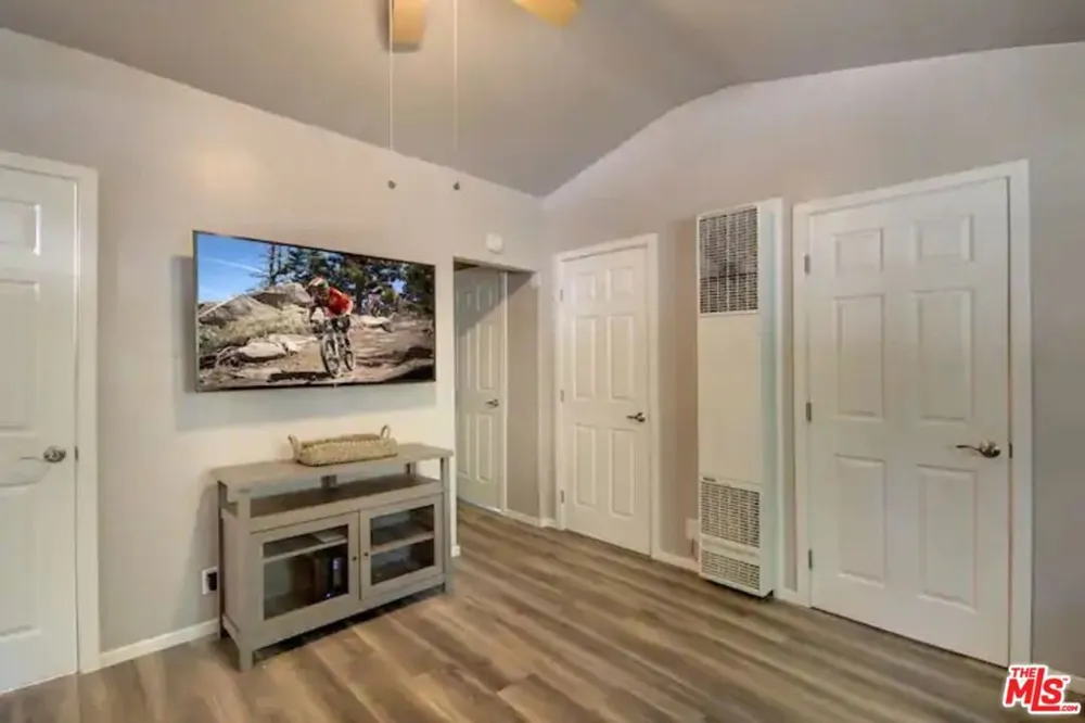 39219 Cedar Dell Road Big Bear, CA 92333