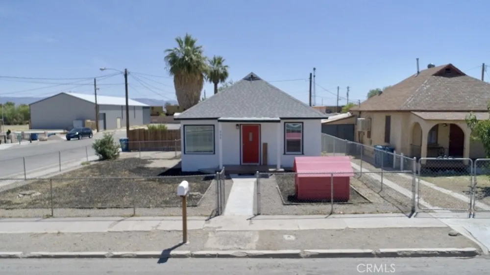 503 Palm Needles, CA 92363