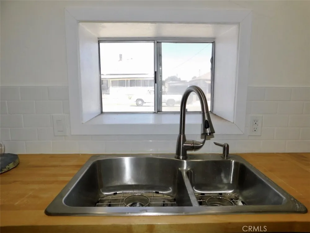 503 Palm Needles, CA 92363