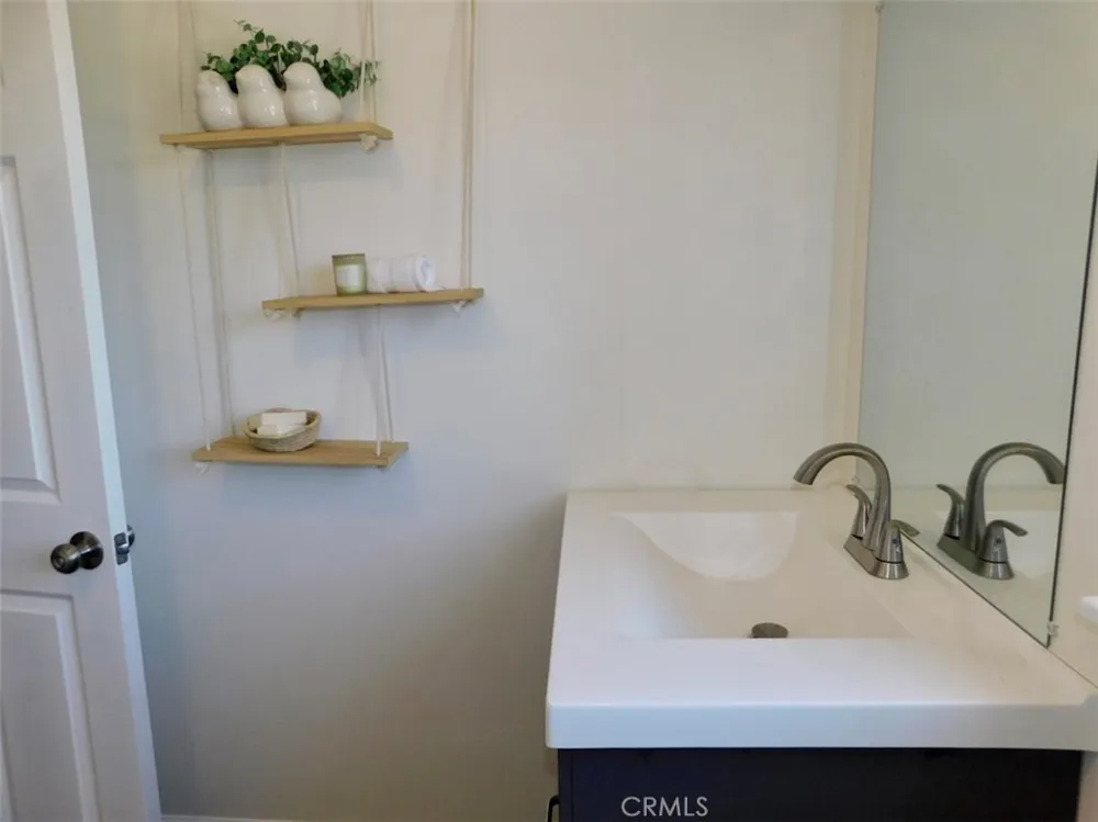 503 Palm Needles, CA 92363
