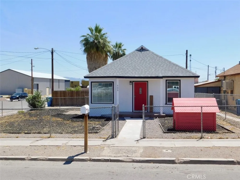 503 Palm Needles, CA 92363