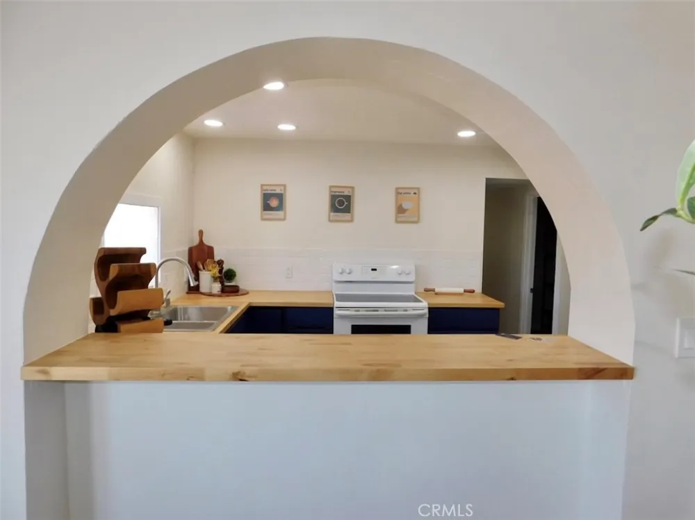 503 Palm Needles, CA 92363