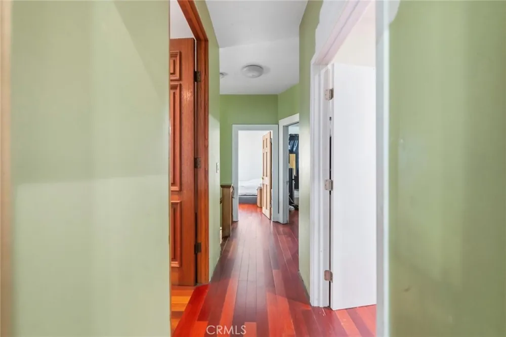 1545 Cambria Los Angeles, CA 90017