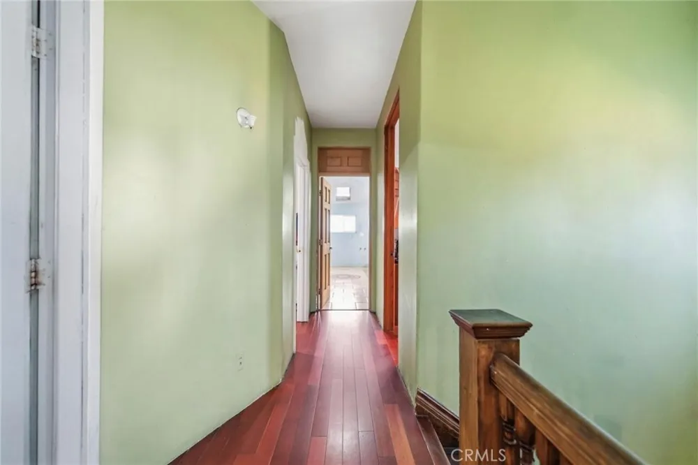 1545 Cambria Los Angeles, CA 90017