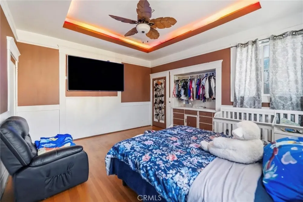 1545 Cambria Los Angeles, CA 90017