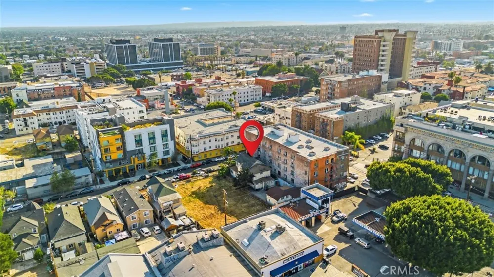 1545 Cambria Los Angeles, CA 90017