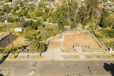 558 Erskine Drive