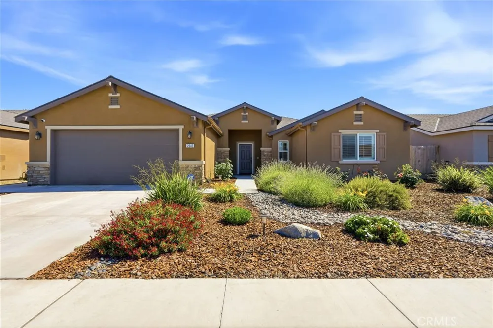 2045 W Chianti Way Hanford, CA 93230