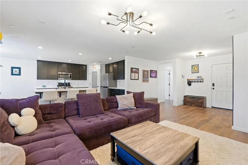 2045 W Chianti Way Hanford, CA 93230