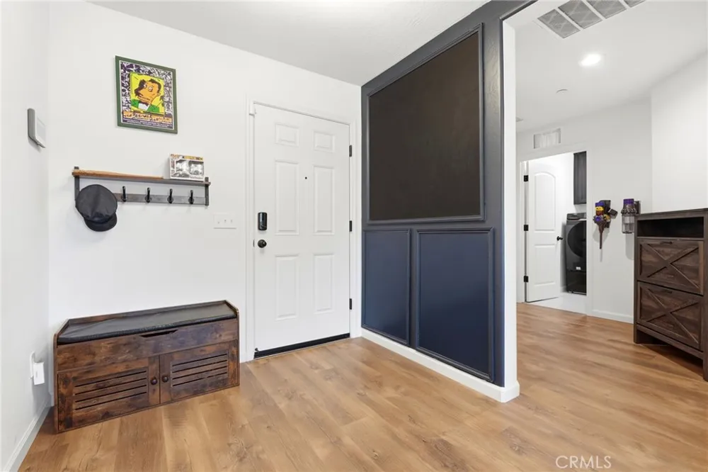 2045 W Chianti Way Hanford, CA 93230