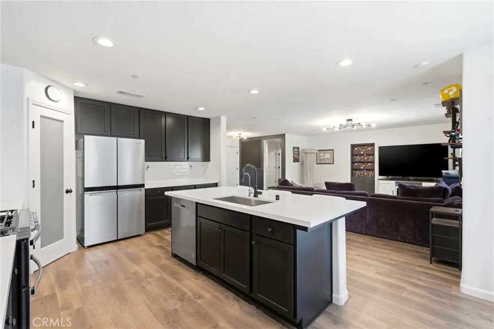 2045 W Chianti Way Hanford, CA 93230
