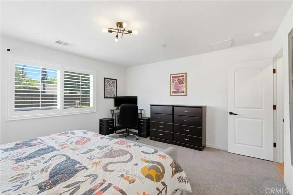 2045 W Chianti Way Hanford, CA 93230