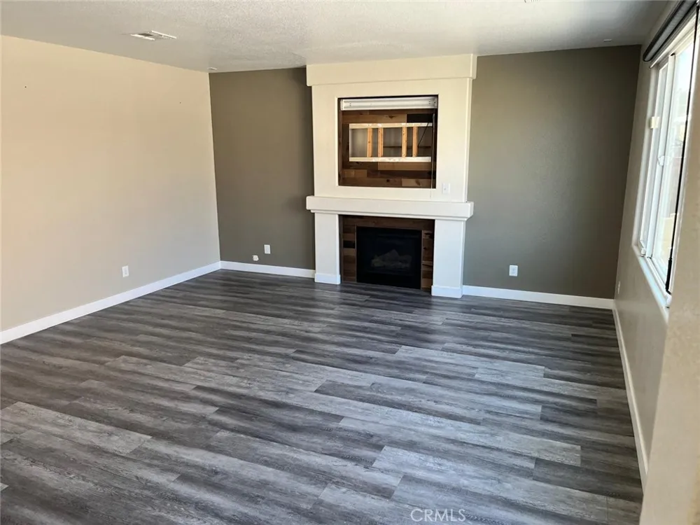 9375 Agave Drive Hesperia, CA 92344
