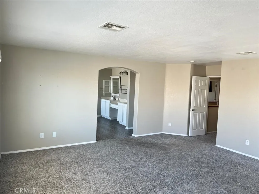 9375 Agave Drive Hesperia, CA 92344