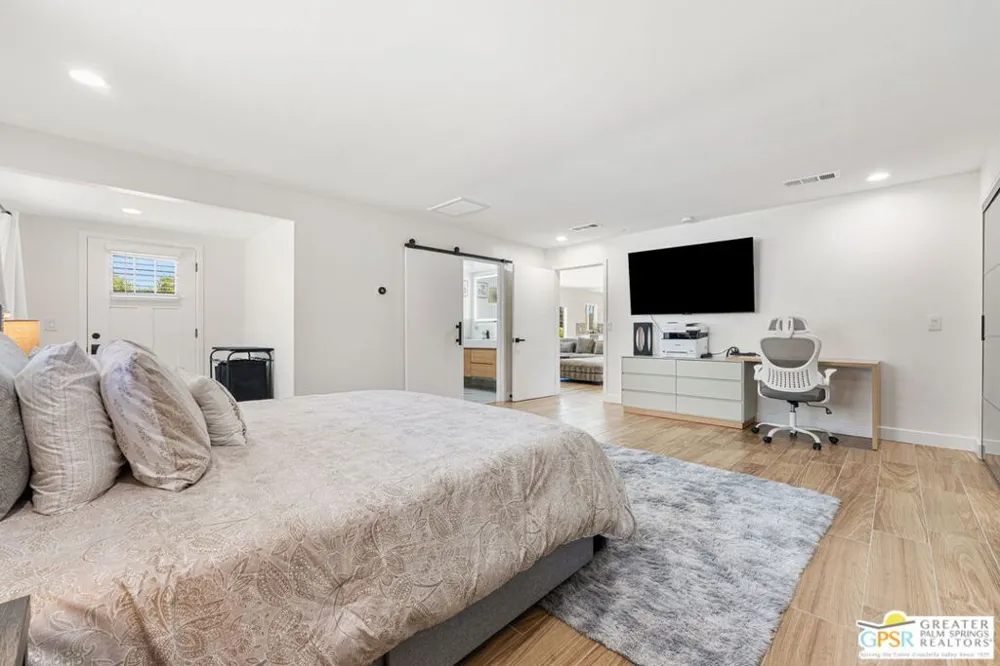 73042 Willow Street Palm Desert, CA 92260