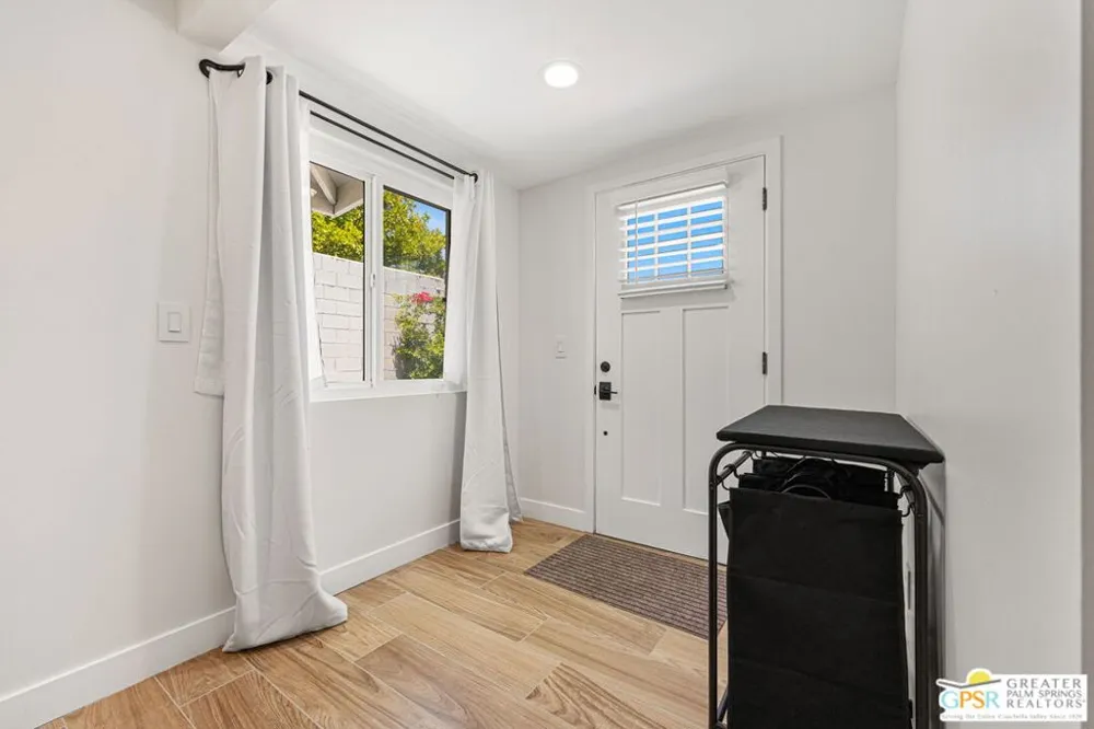 73042 Willow Street Palm Desert, CA 92260