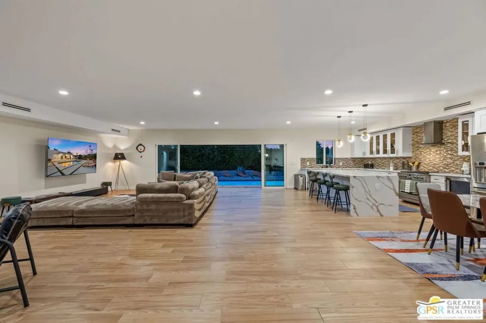 73042 Willow Street Palm Desert, CA 92260