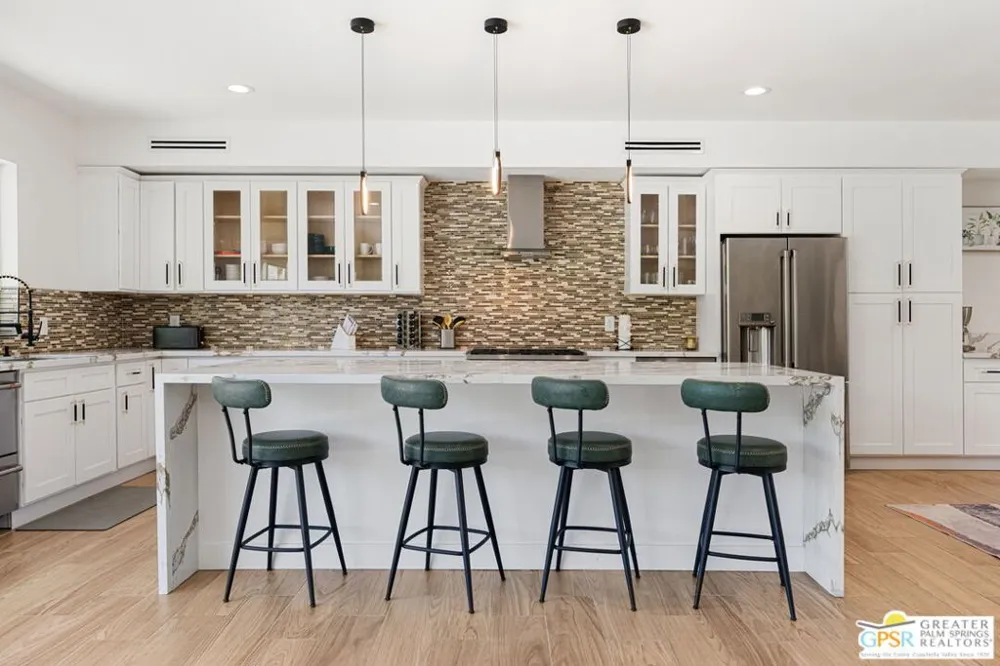 73042 Willow Street Palm Desert, CA 92260