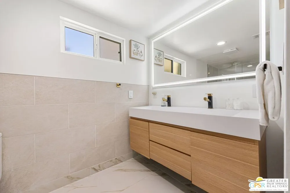 73042 Willow Street Palm Desert, CA 92260