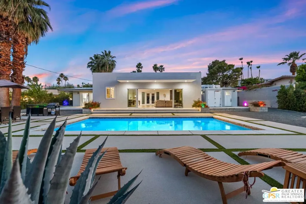73042 Willow Street Palm Desert, CA 92260