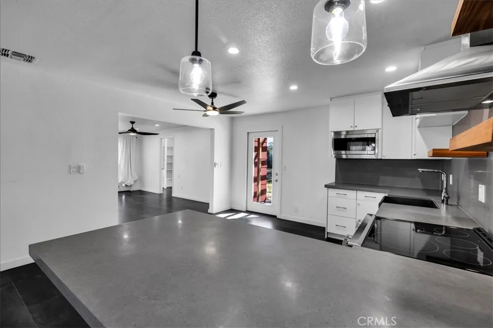 61381 Alta Mura Joshua Tree, CA 92252