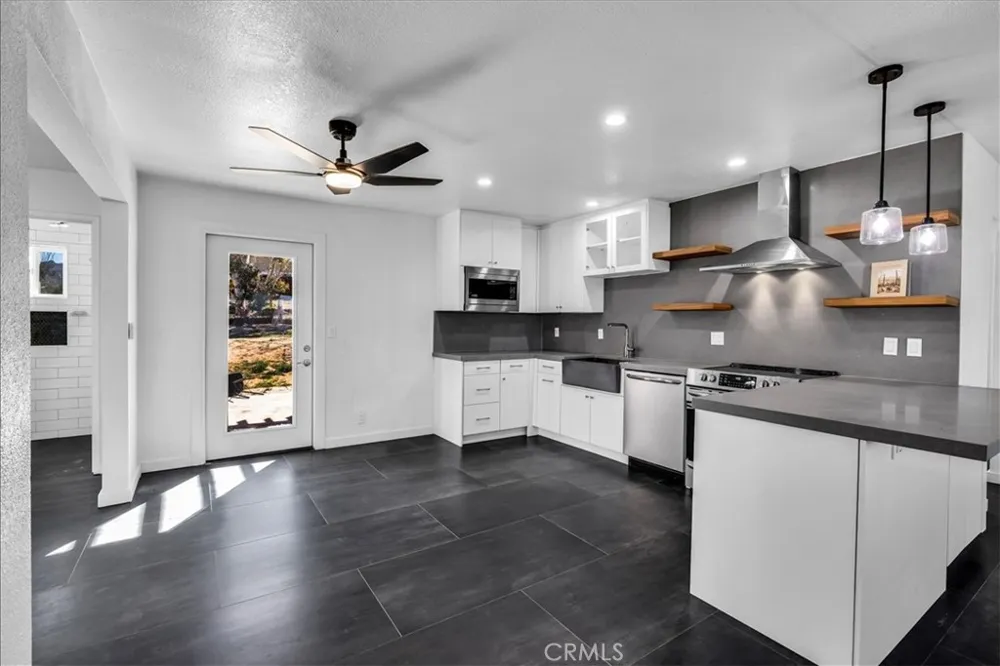 61381 Alta Mura Joshua Tree, CA 92252
