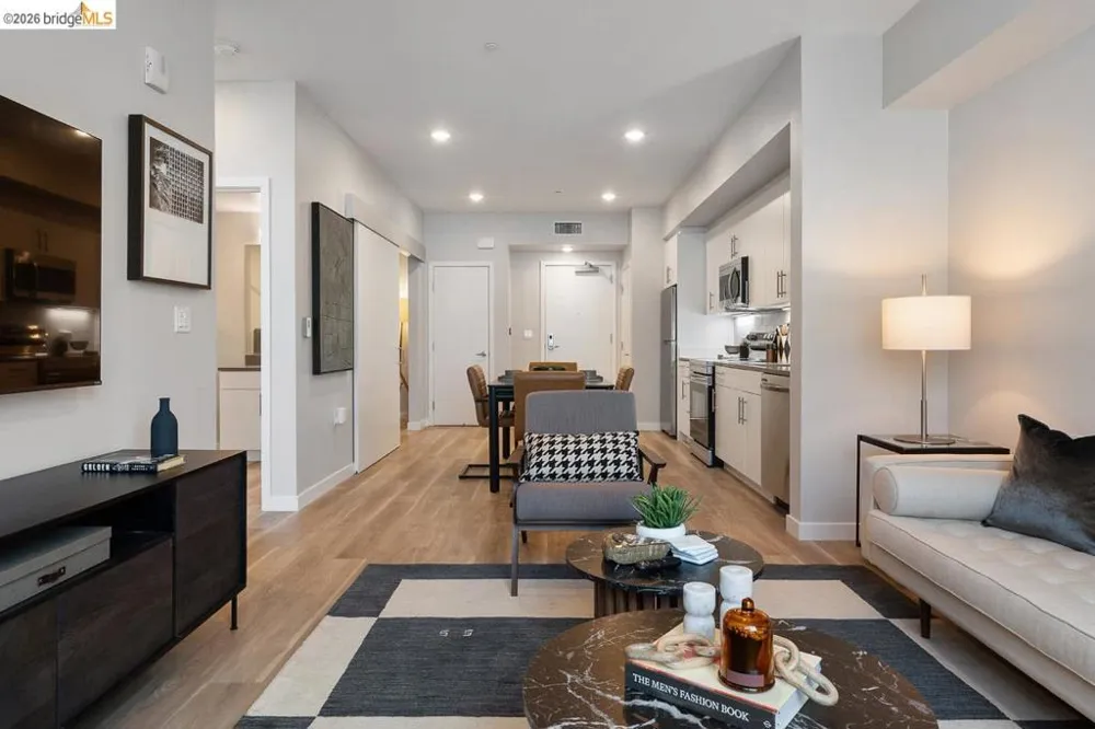 260 Brooklyn Basin Way #426 Oakland, CA 94606