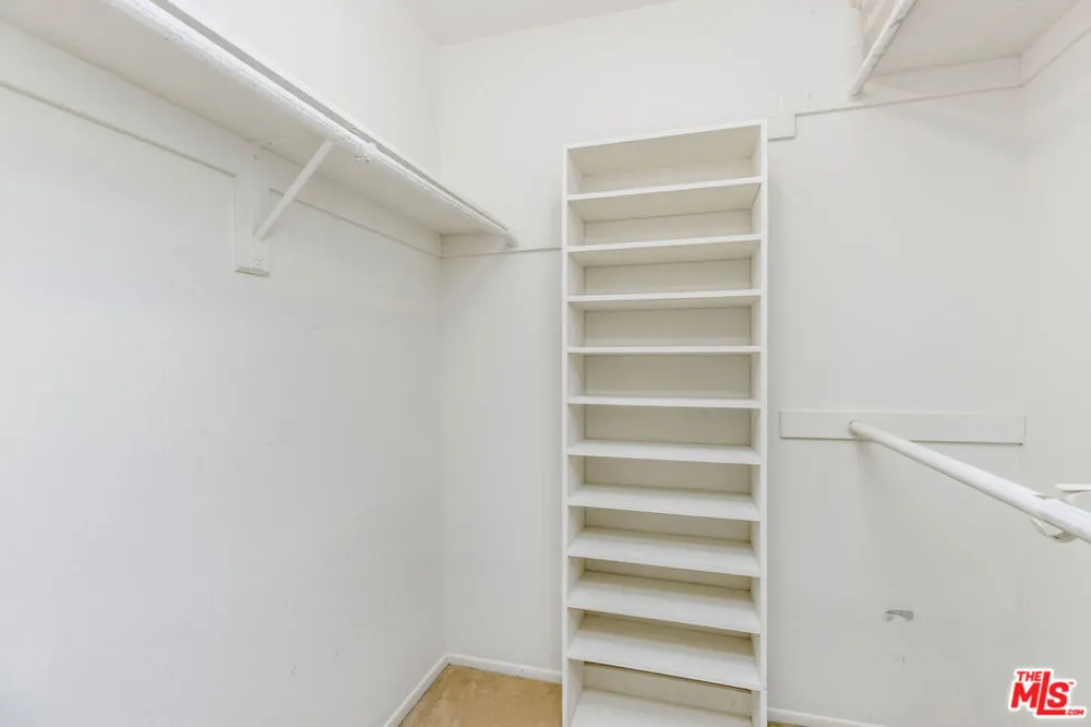 8828 Pershing Drive #112 Playa del Rey, CA 90293