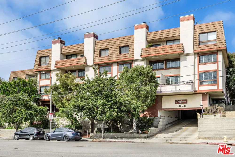 8828 Pershing Drive #112 Playa del Rey, CA 90293