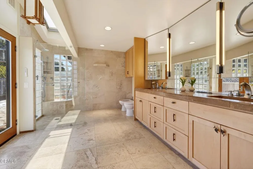 16861 Ocean Drive Fort Bragg, CA 95437