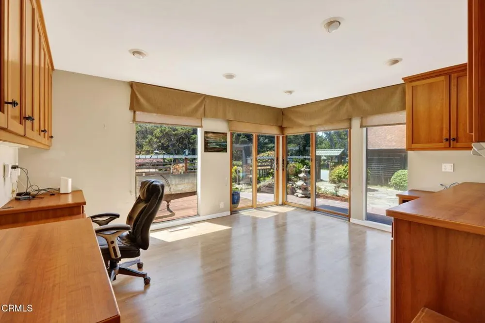 16861 Ocean Drive Fort Bragg, CA 95437