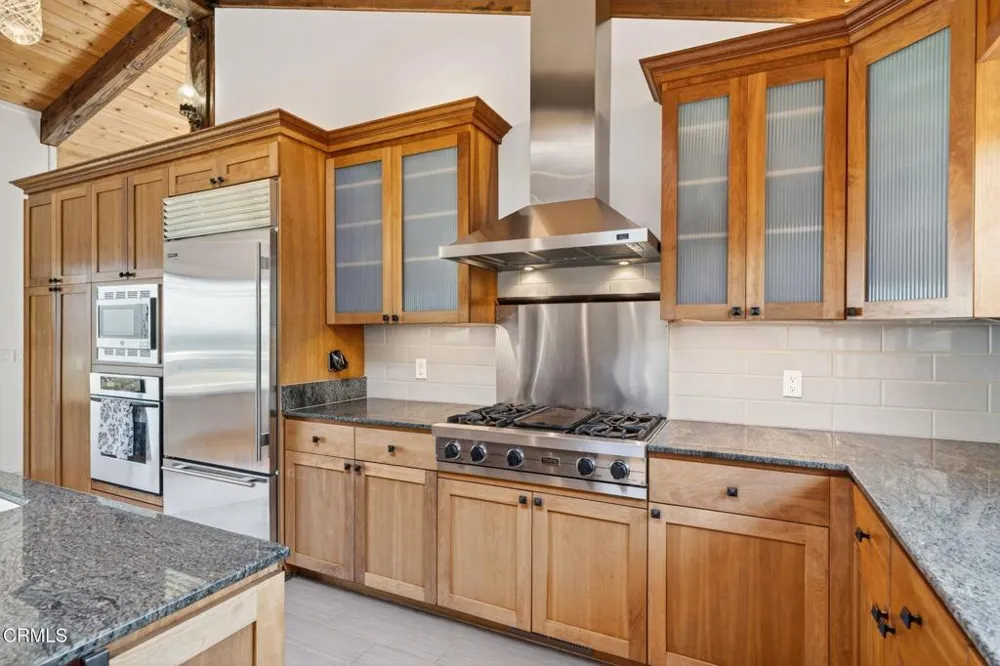16861 Ocean Drive Fort Bragg, CA 95437