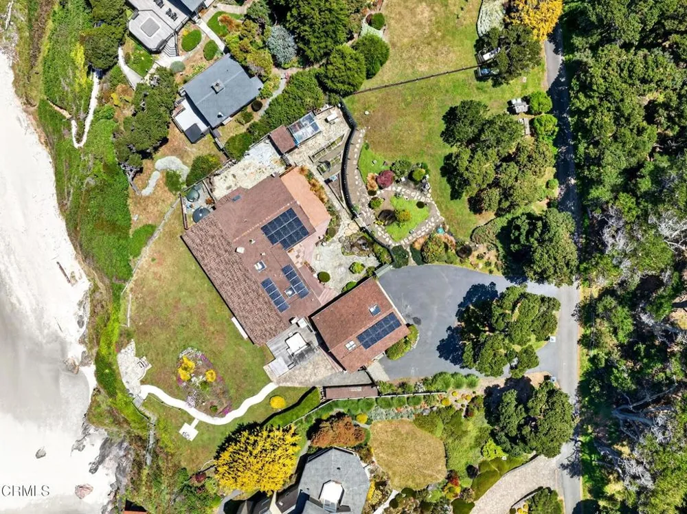 16861 Ocean Drive Fort Bragg, CA 95437