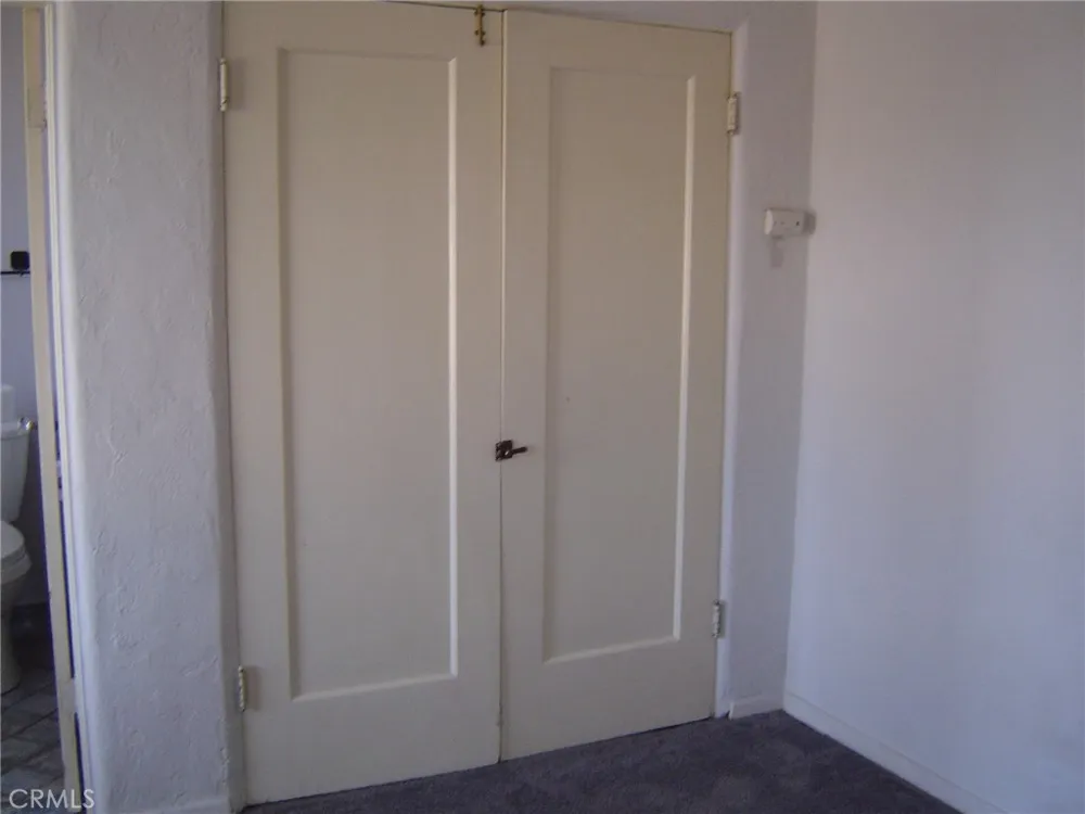 3260 MAIN Riverside, CA 92501